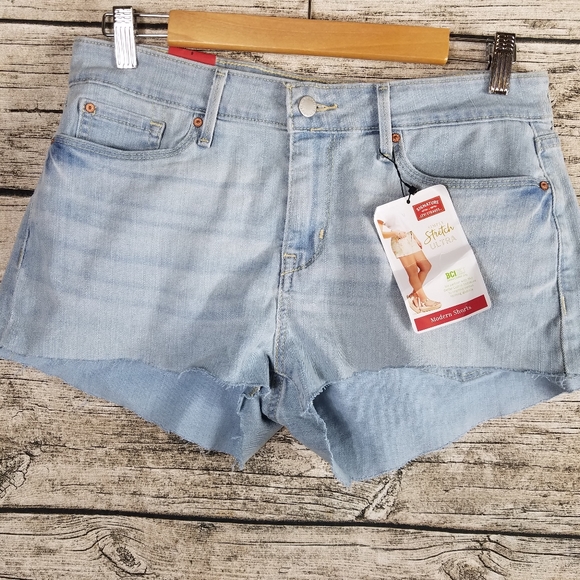 Signature by Levi Strauss | Shorts 